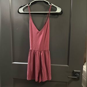 Forever 21 Burgundy Romper Size:S